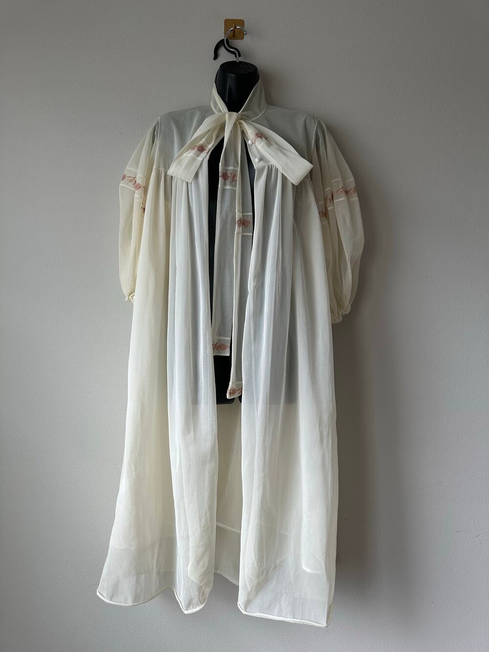 Vintage 70s Berkshire Sheer Peignoir Robe Embroidered Bow Tie Hostess Duster